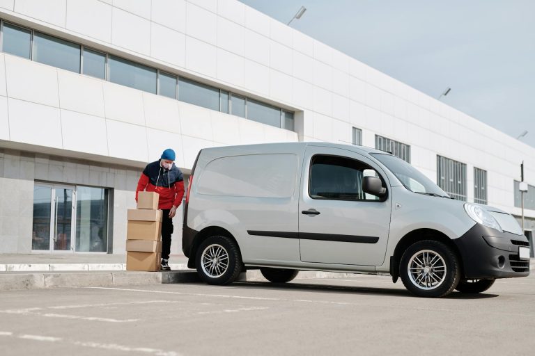 4 SaaS Route-planning Apps for Improving Delivery Driver Productivity