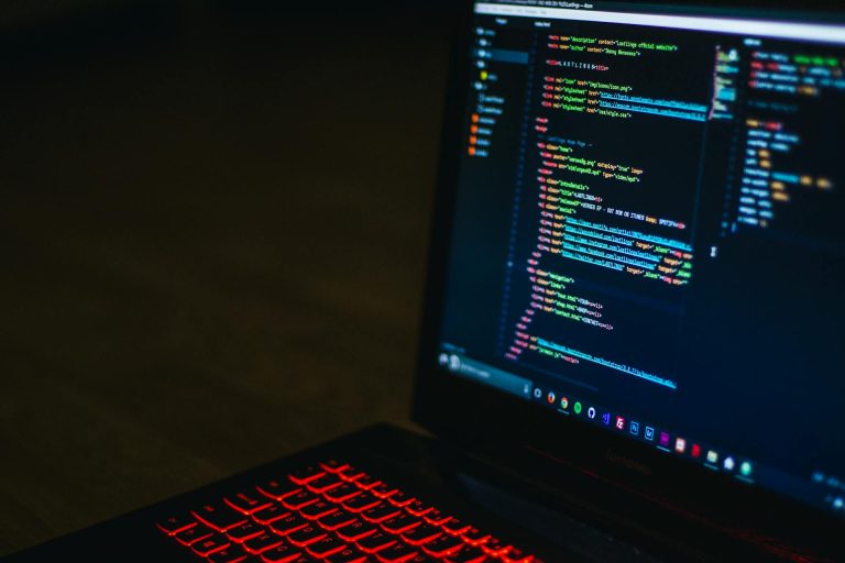 Low Code vs No Code: What&rsquo;s the Difference?