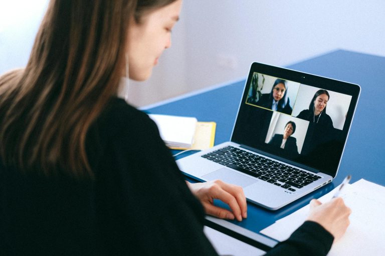 How to Host Memorable Virtual Celebrations?